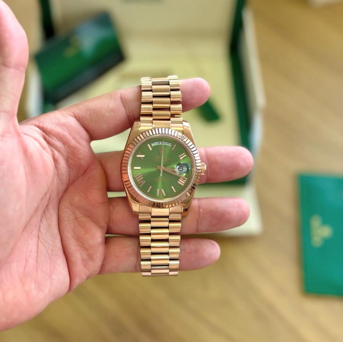Day-Date 228235 “Rose Gold”
