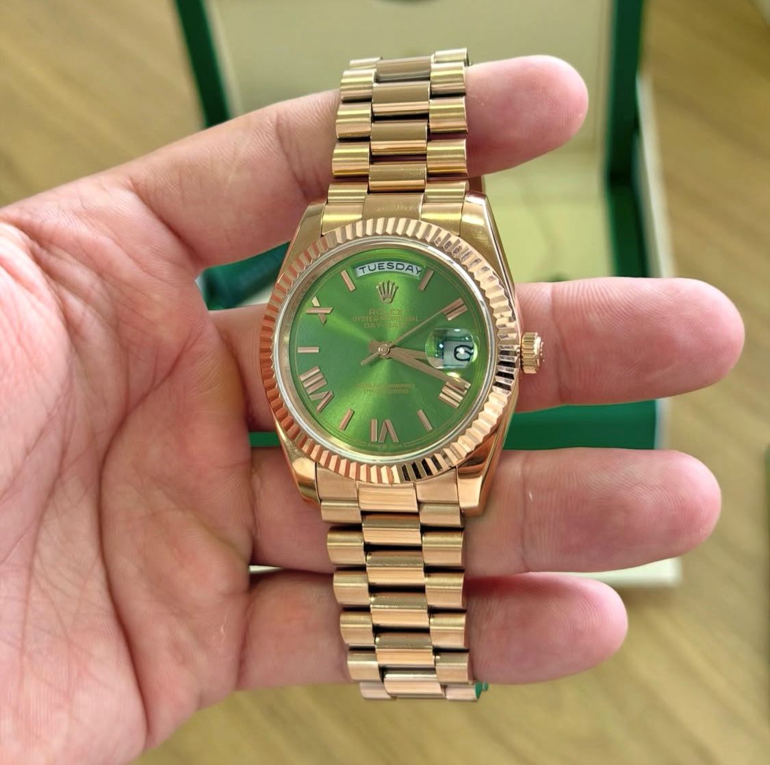 Day-Date 228235 “Rose Gold”