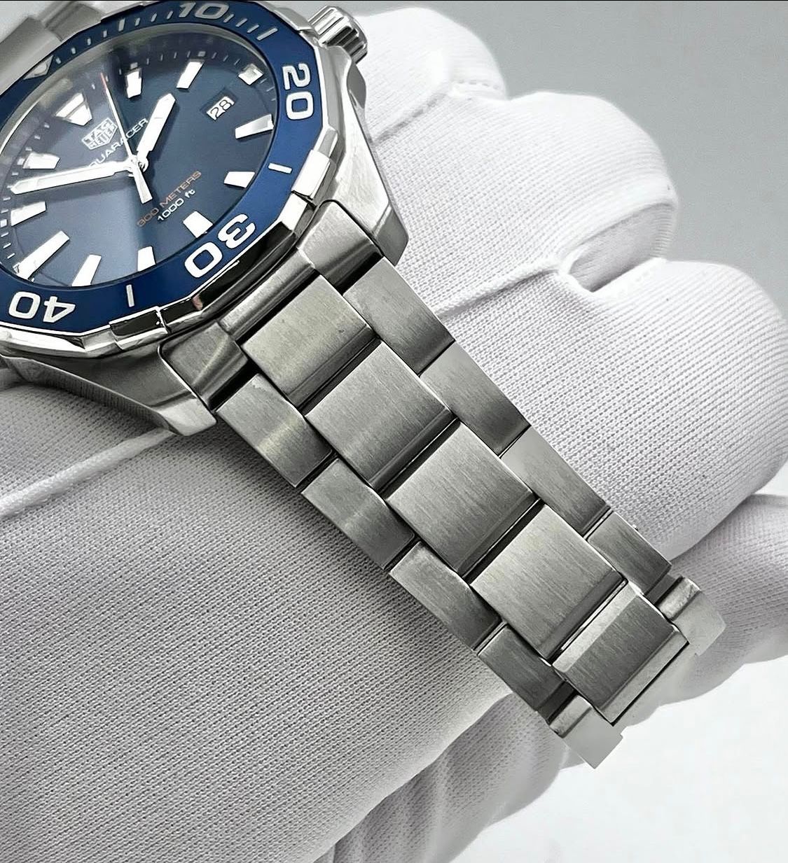 Aquarecer Professional 300 Automatic Date Blue Dial