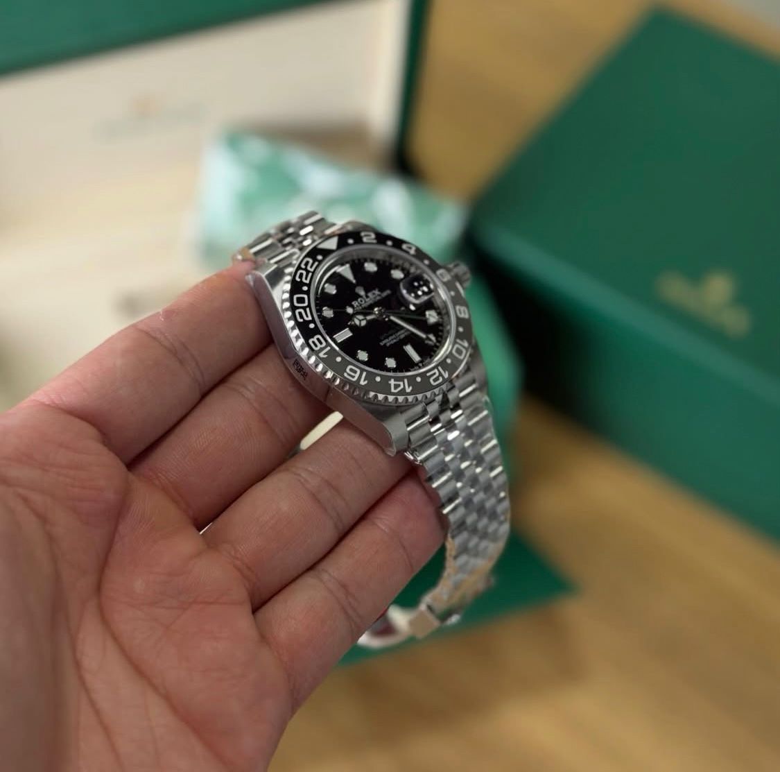 GMT-Master II “Bruce Wayne”