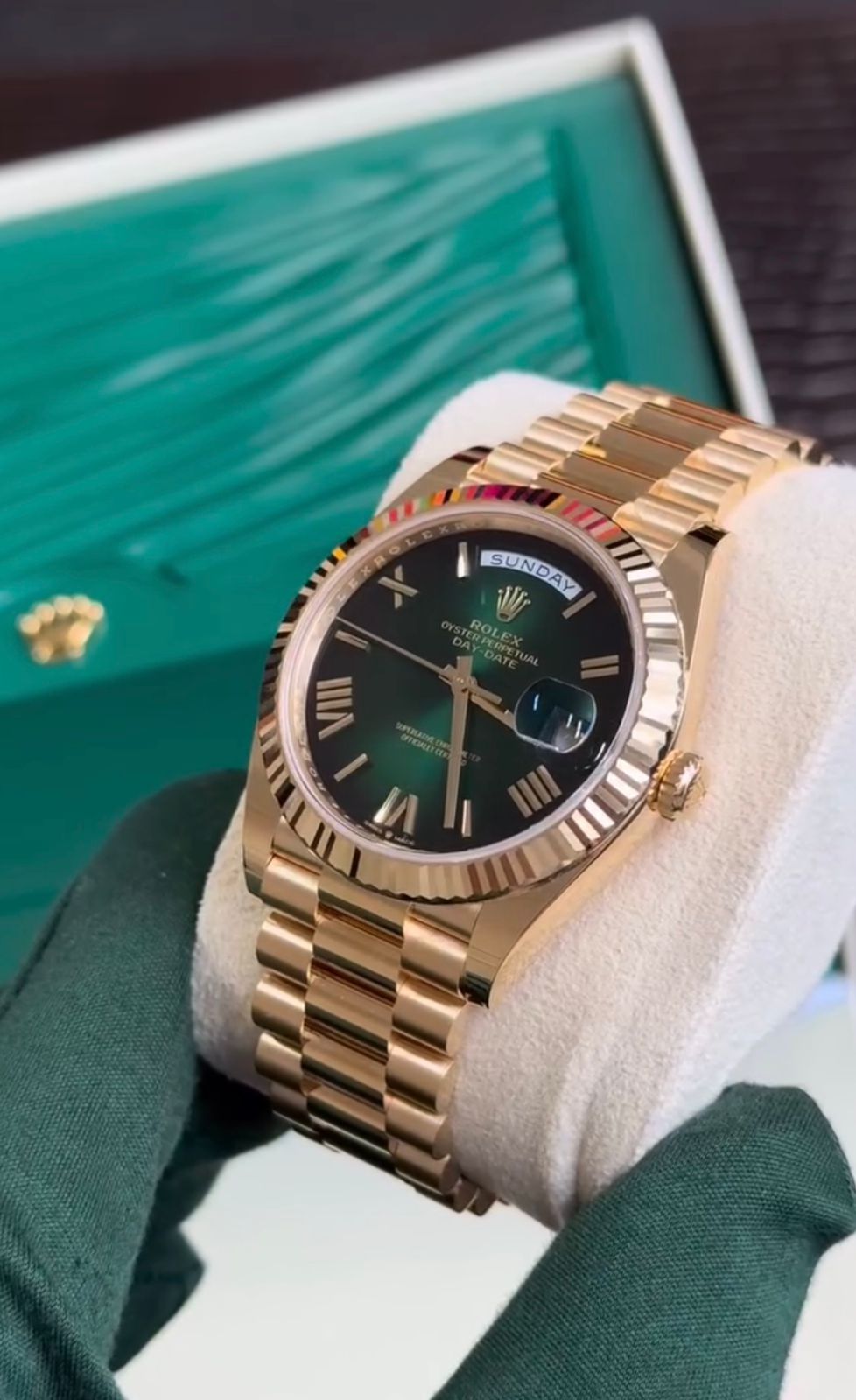 Day-Date 228238 “Green Ombre”