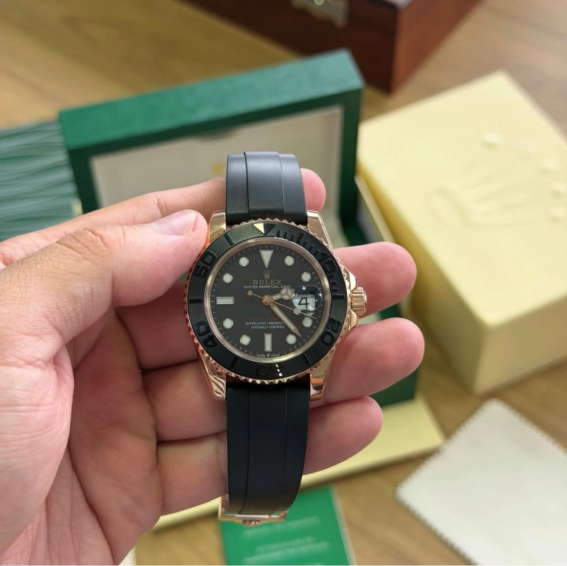 Yacht-Master 126658 “Yellow Gold Black Dial”