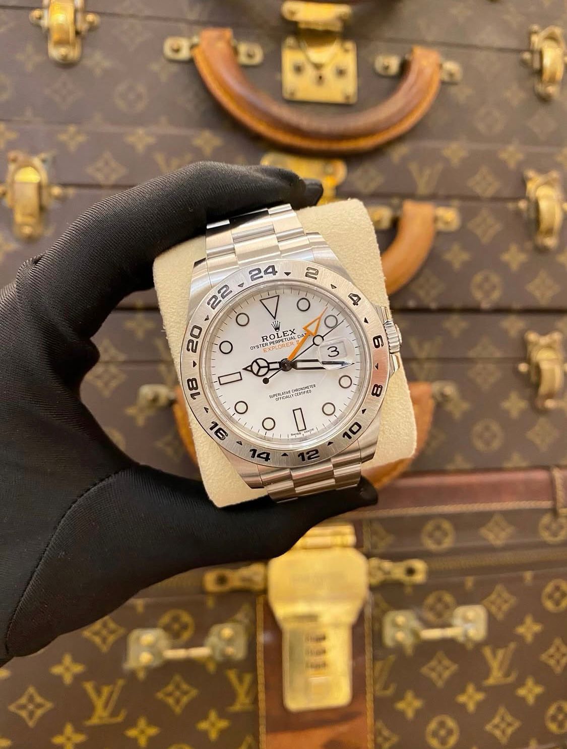 Explorer II 216570 "Polar"