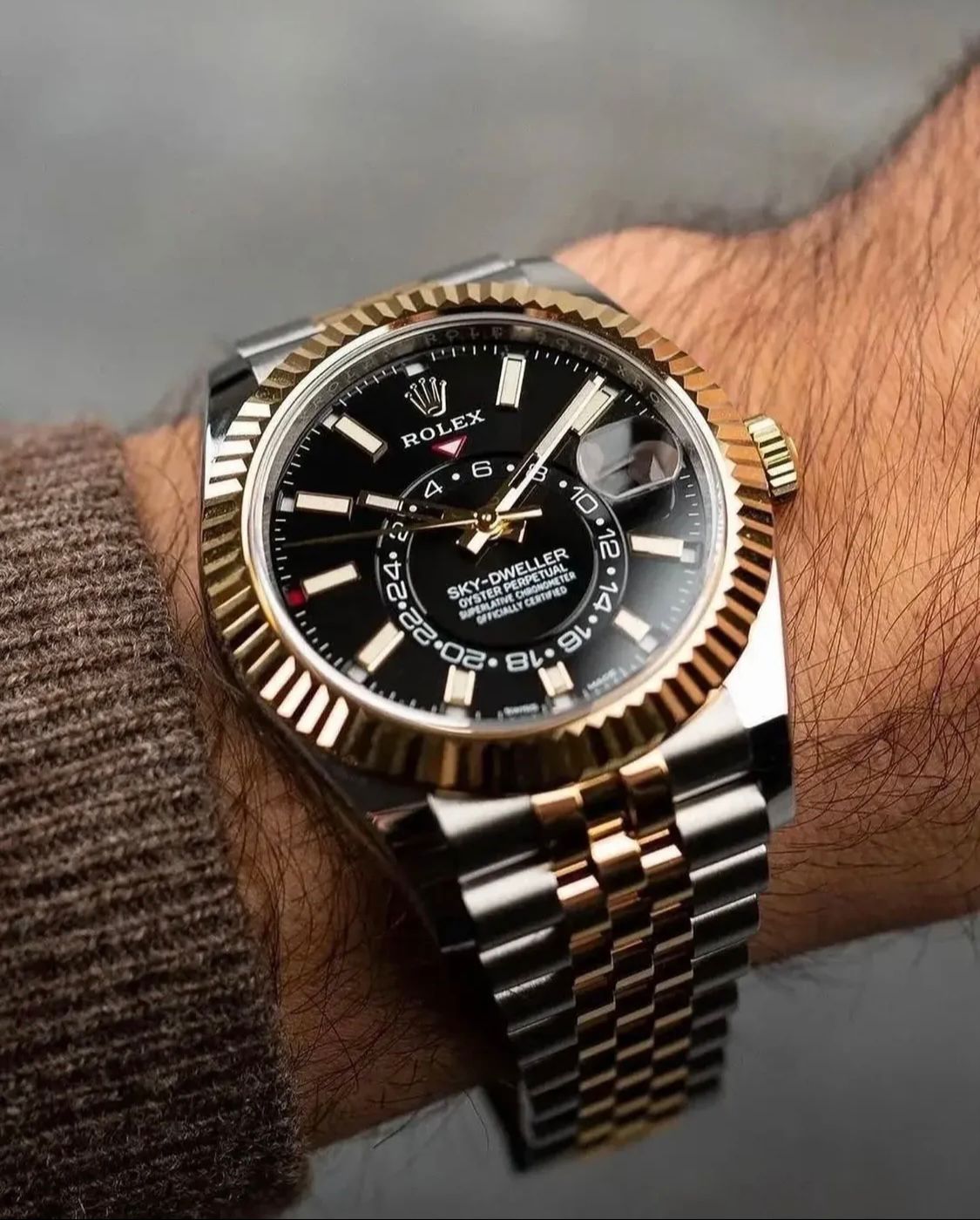 Sky-Dweller 326933 “Two-Tone”