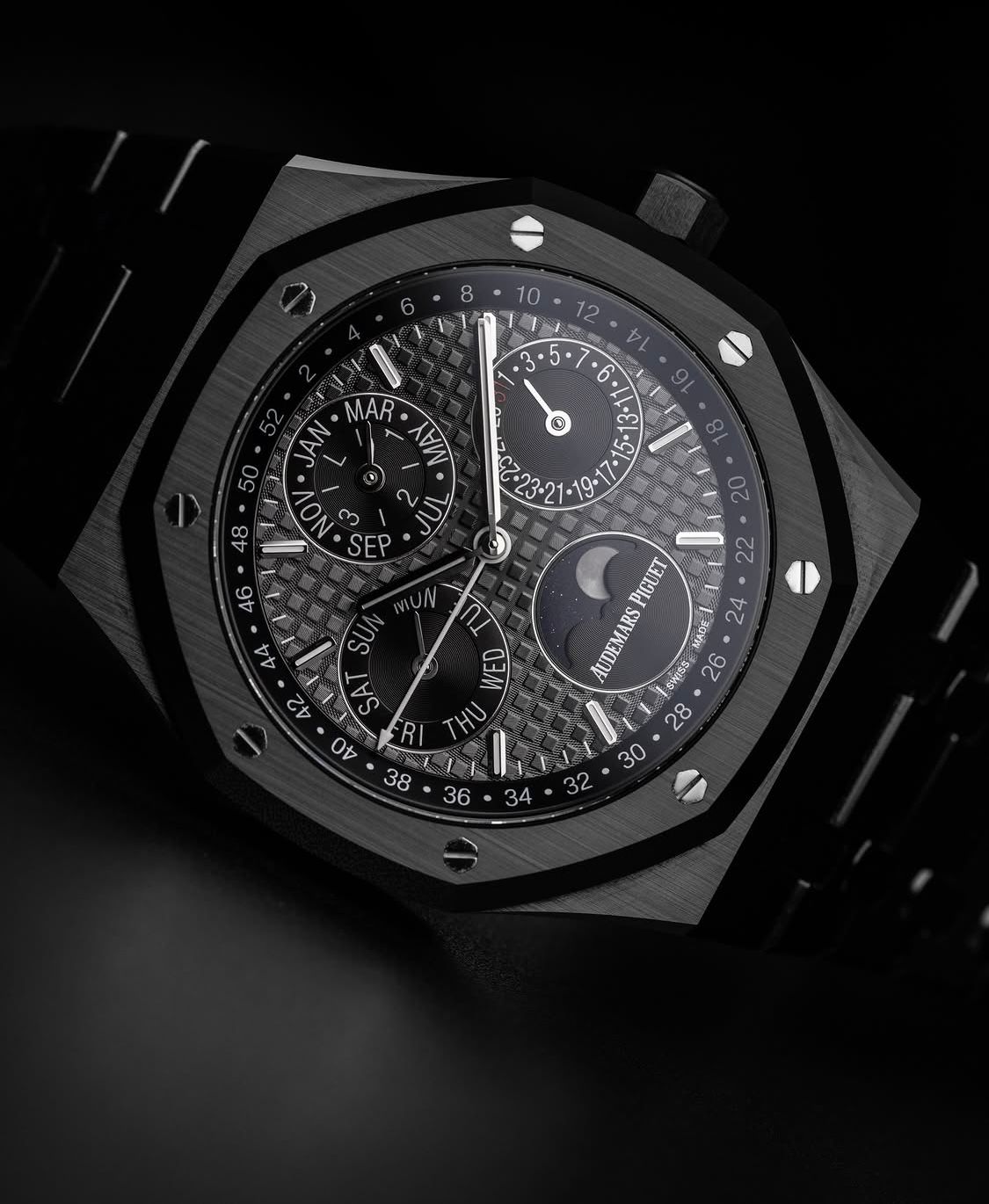 Royal Oak Perpetual Calendar 26579CE Luxury