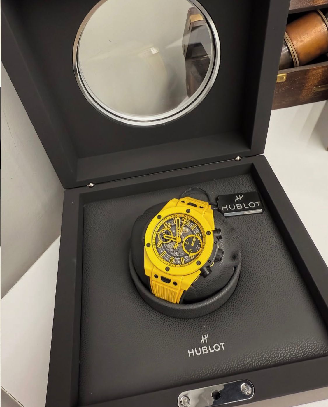 Big Bang Unico Black Yellow Sapphire 42mm